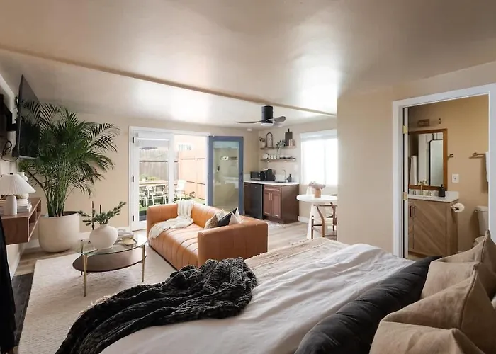 Cozy Private Studio With Patio Ac Laundry